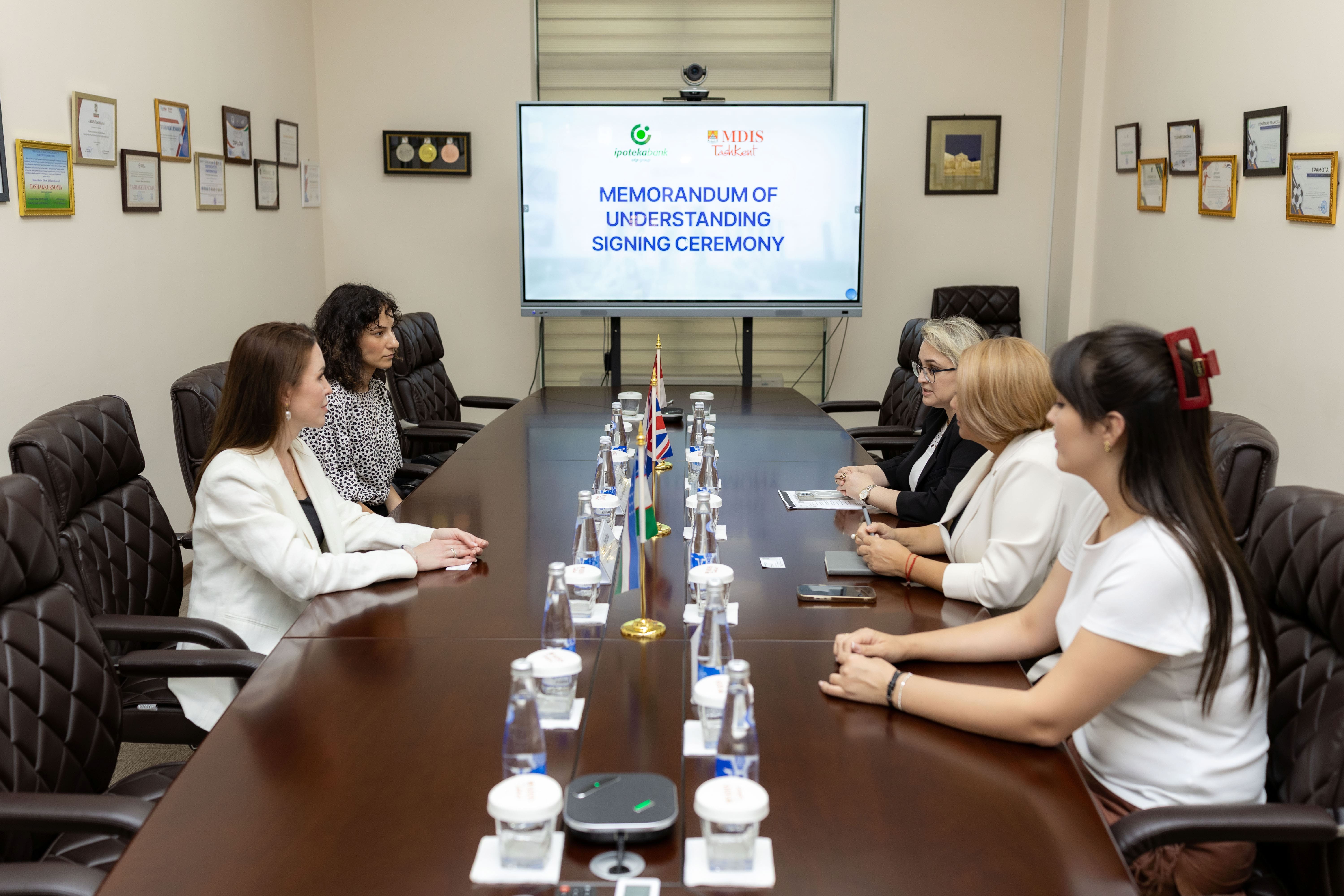 Ipoteka bank OTP Group va MDIS Tashkent talabalar hamda bitiruvchilar uchun yangi imkoniyatlarni rivojlantiradi